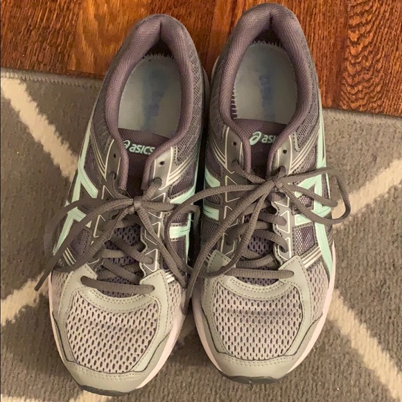 ASICS - Picture 2 of 2